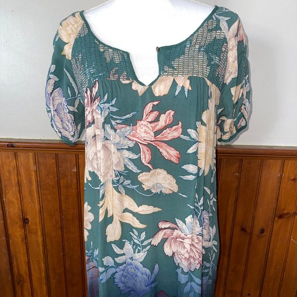 Women's Edme &Esyllte Anthropologie Blue Floral Gradient Flowy Top M - Picture 1 of 8